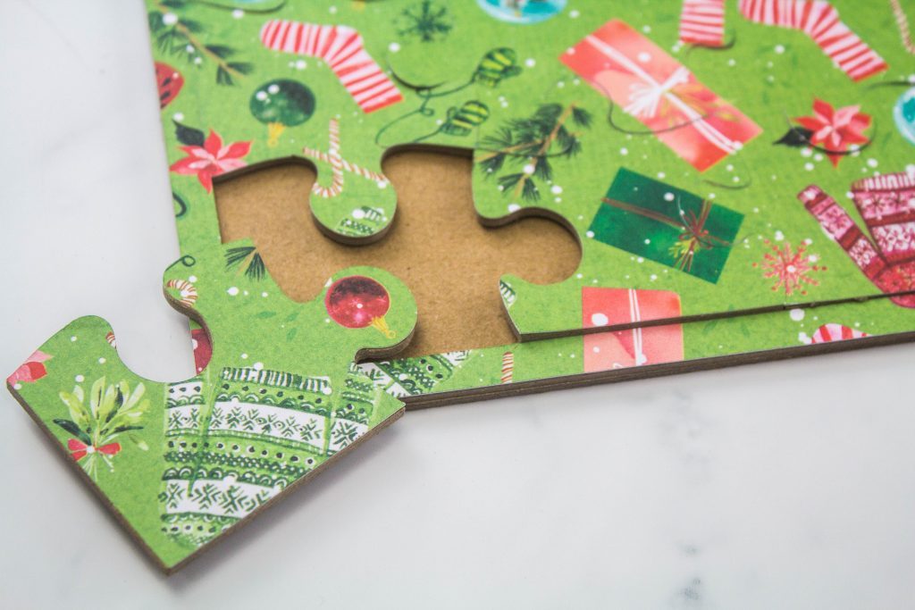 Easy DIY Puzzle with Cricut  Diy puzzles, Cardstock crafts, Cricut crafts