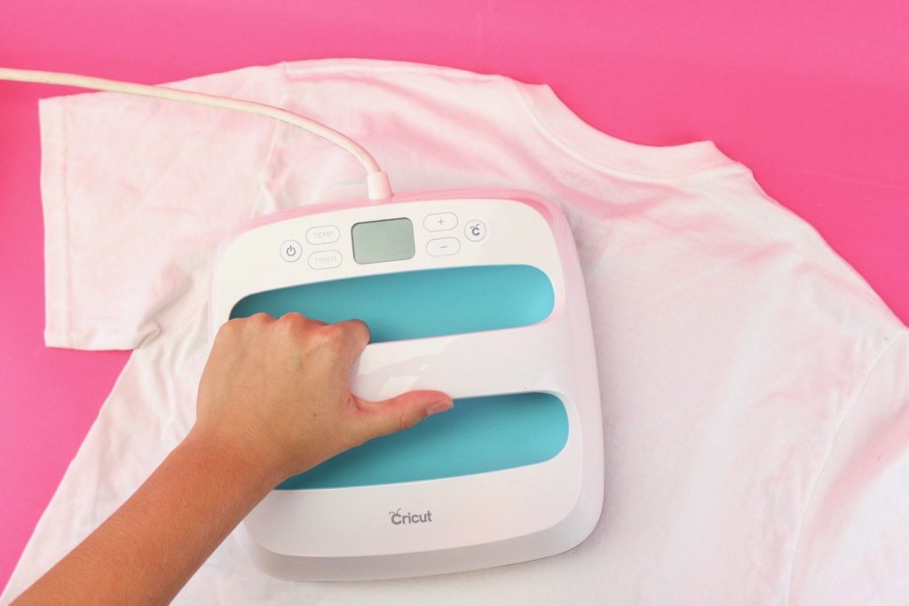 Heat the back of your shirt with the EasyPress