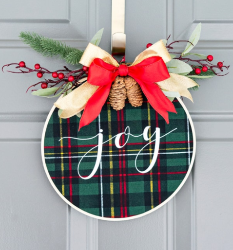 Embroidery Hoop Christmas Wreath