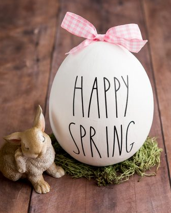 Cricut Farmhouse Easter Egg