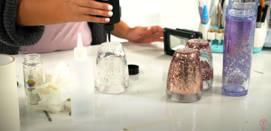 Cover The Entire Bottom Of The Tumbler With Resin