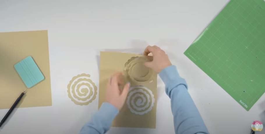Paper Spirals To Make Rolled Flowers