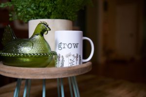 HOW TO USE THE CRICUT MUG PRESS - Sugarcoated Housewife